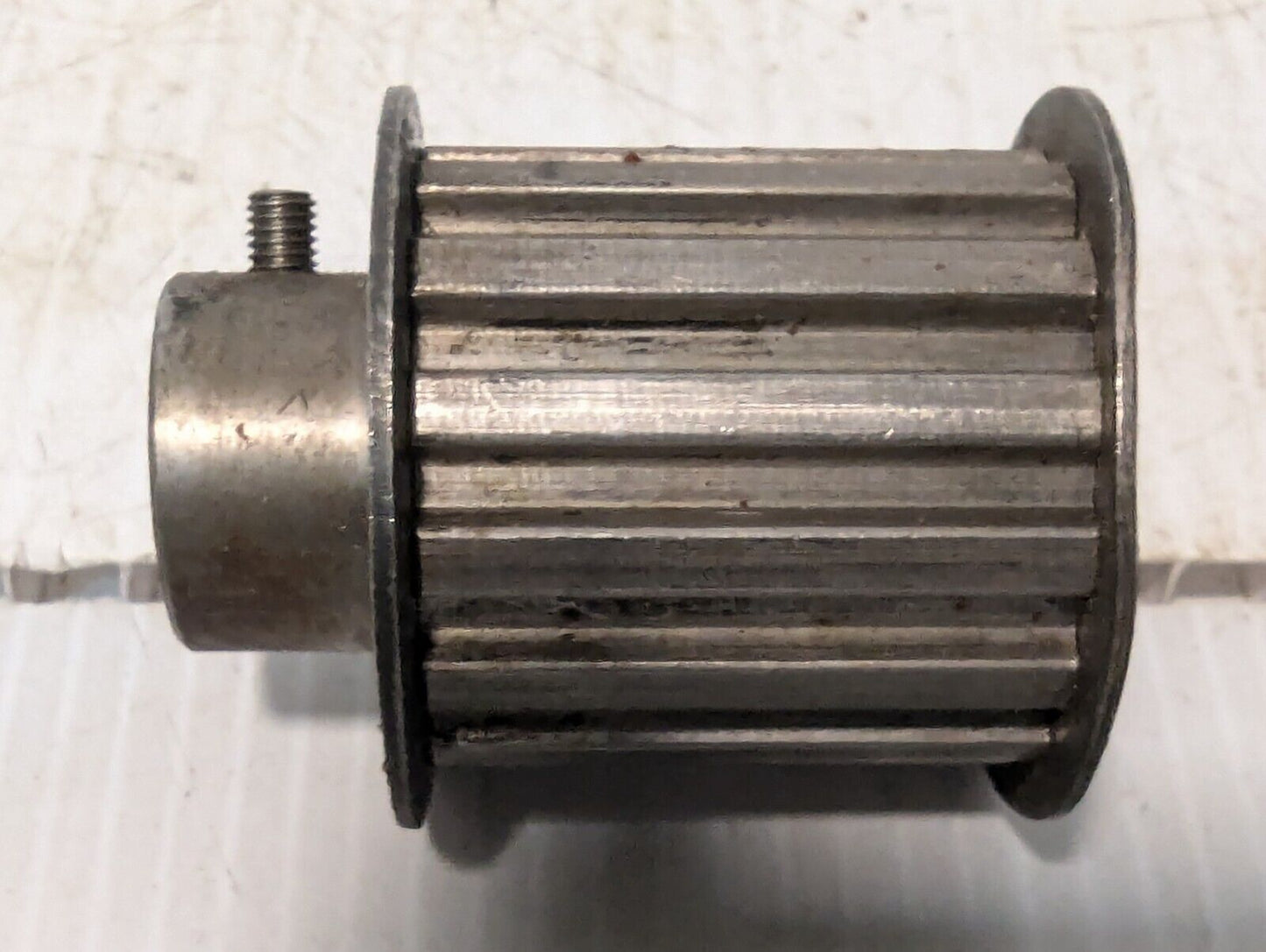 Unbranded 14-Tooth Timing Pulley 5/8" Keyed Bore 1.5" belt - Free Shipping