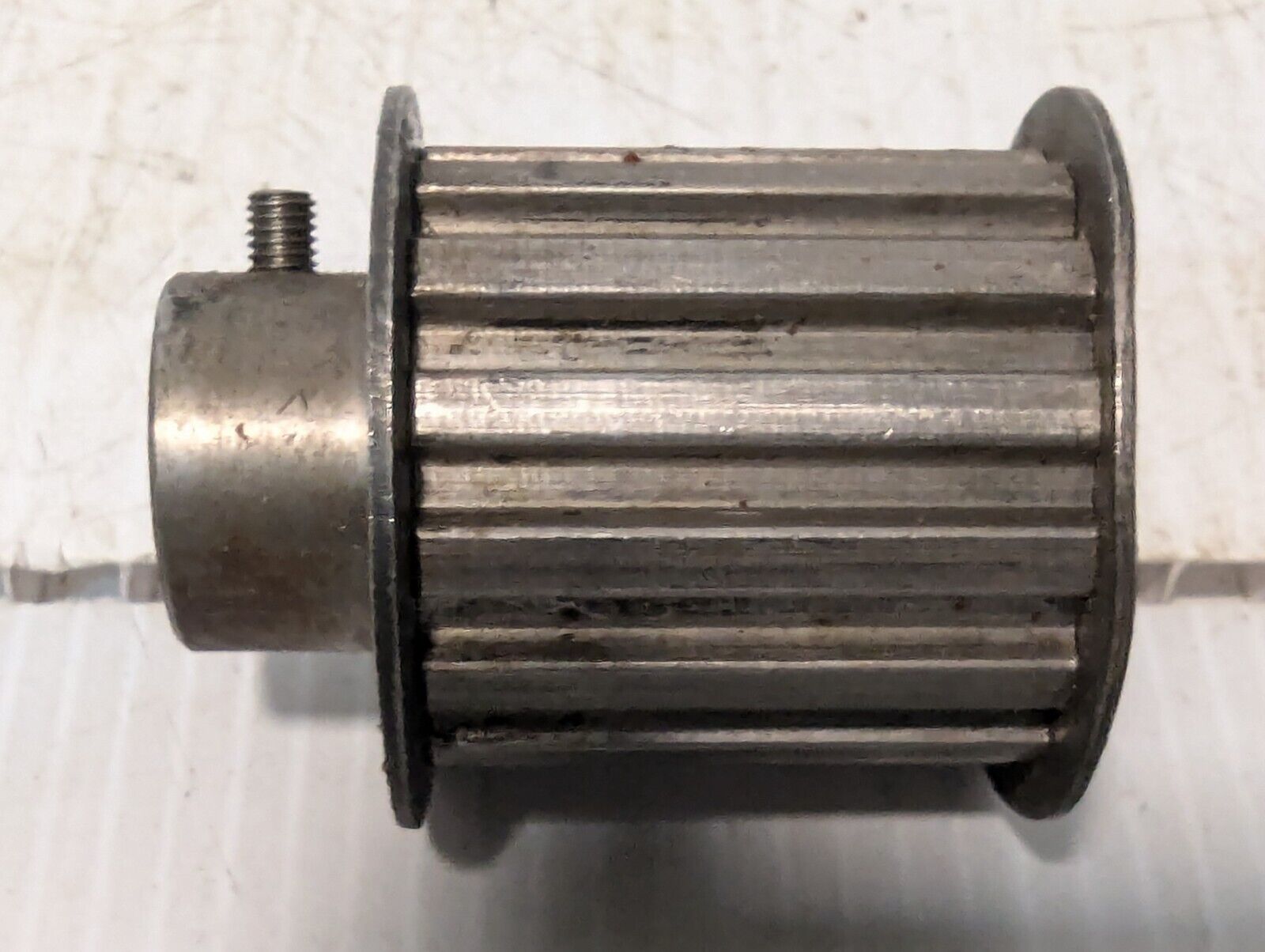 Unbranded 14-Tooth Timing Pulley 5/8" Keyed Bore 1.5" belt - Free Shipping