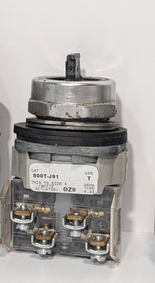 Allen Bradley 800T-J91 Ser. T Selector Switch 800TJ91 With Contactor