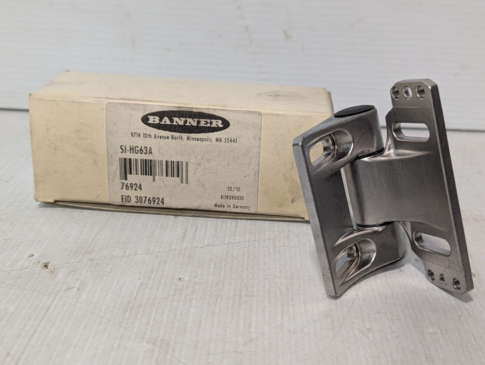 BANNER SI-HG63A Switch Interlock Safety Stainless Support 63mm Hinge-Free Ship