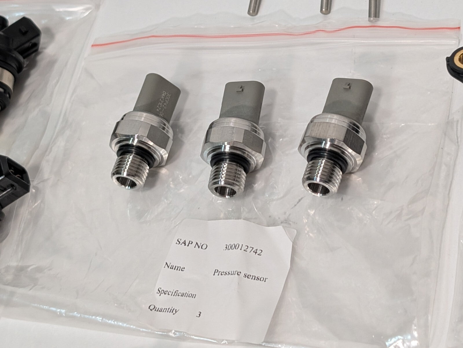 27 Sensata Sensors: Temperature, Humidity, Pressure, Injector,