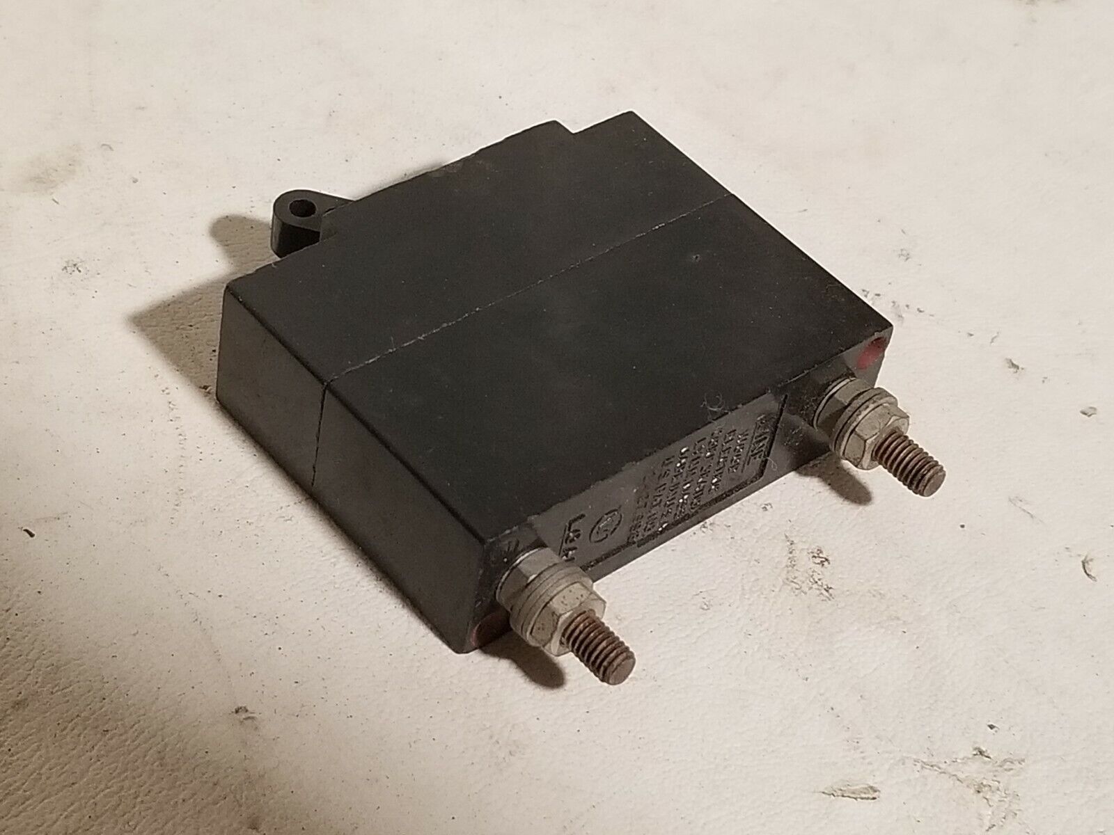 Wood Electric 122-202-101 circuit breaker, 2A, 250VAC, 60Hz, curve 4, 1 pole