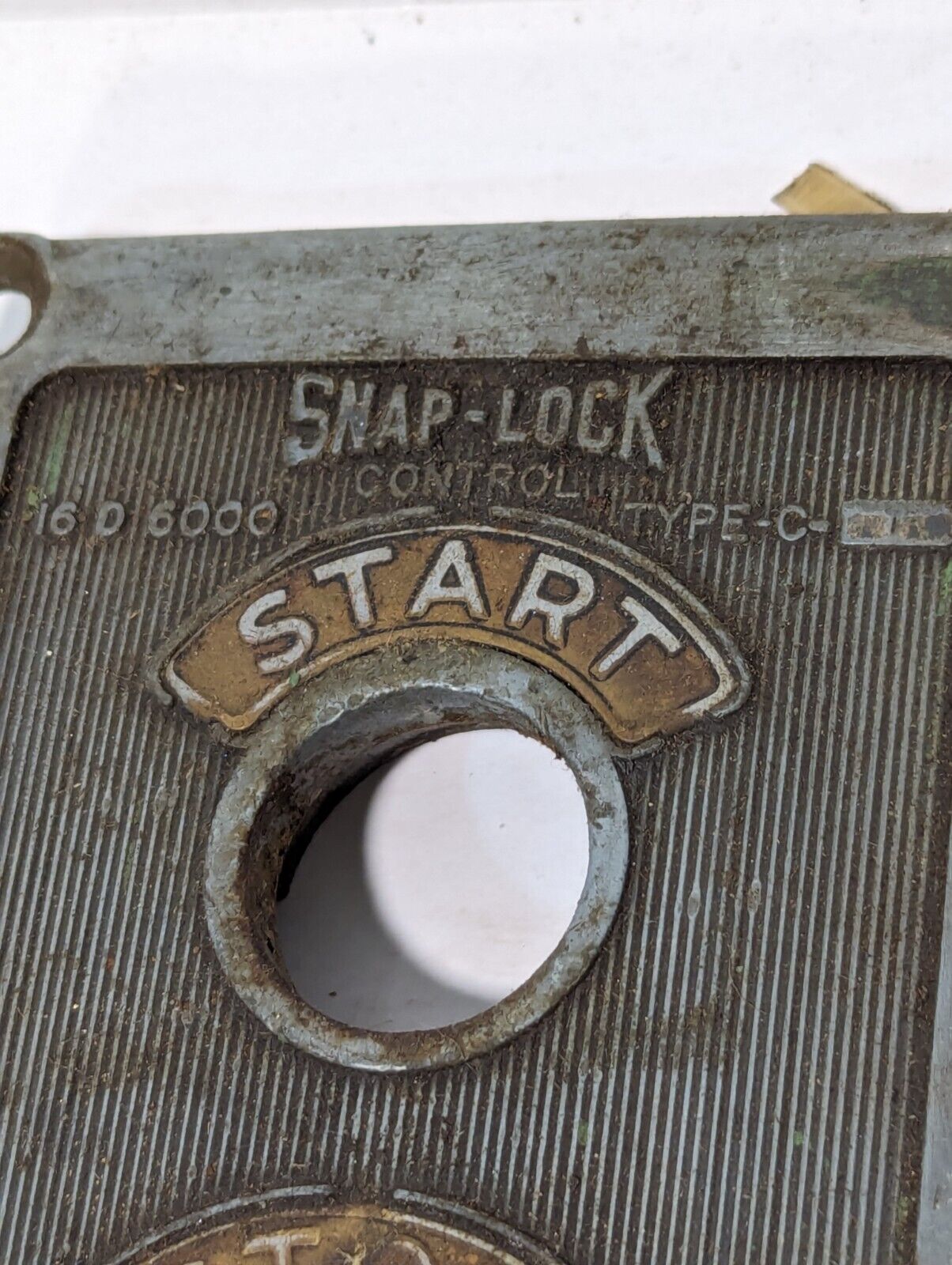 Namco Snap-Lock Control 3 Gang  Metal Face Plate, Start/Stop/Jog-Run Indicators