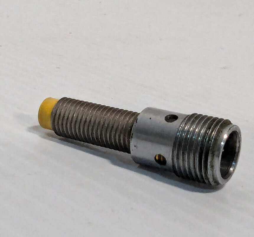 Turck 4669760 8mm Inductive Threaded Barrel Sensor, 3 wire, 10-30VDC, Free Ship.