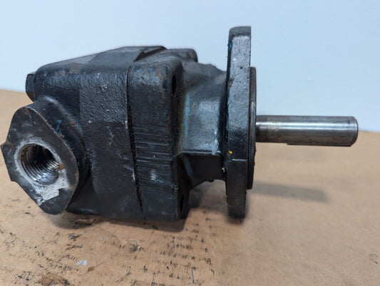 Vickers 280262 vane pump, power steering pump as pictured - Free Shipping