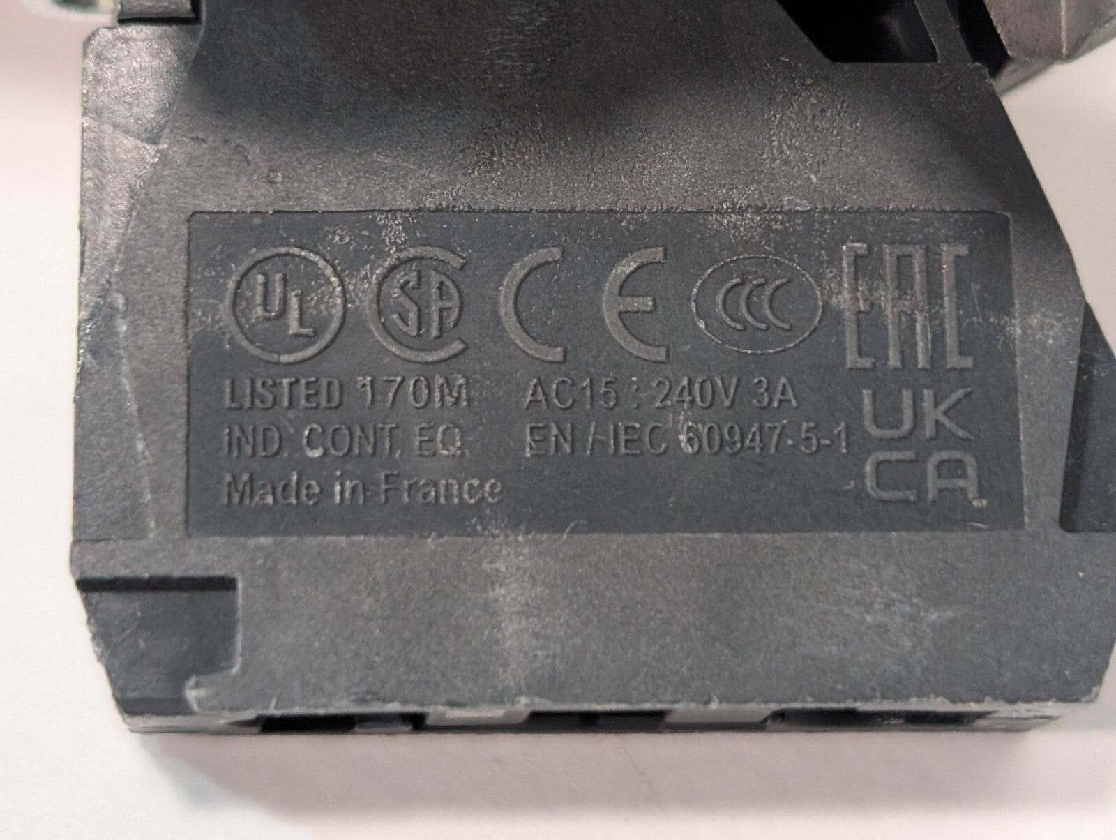 [6] Schneider Electric ZBE-101 Auxiliary Contact Block w/ Pushbutton Switch