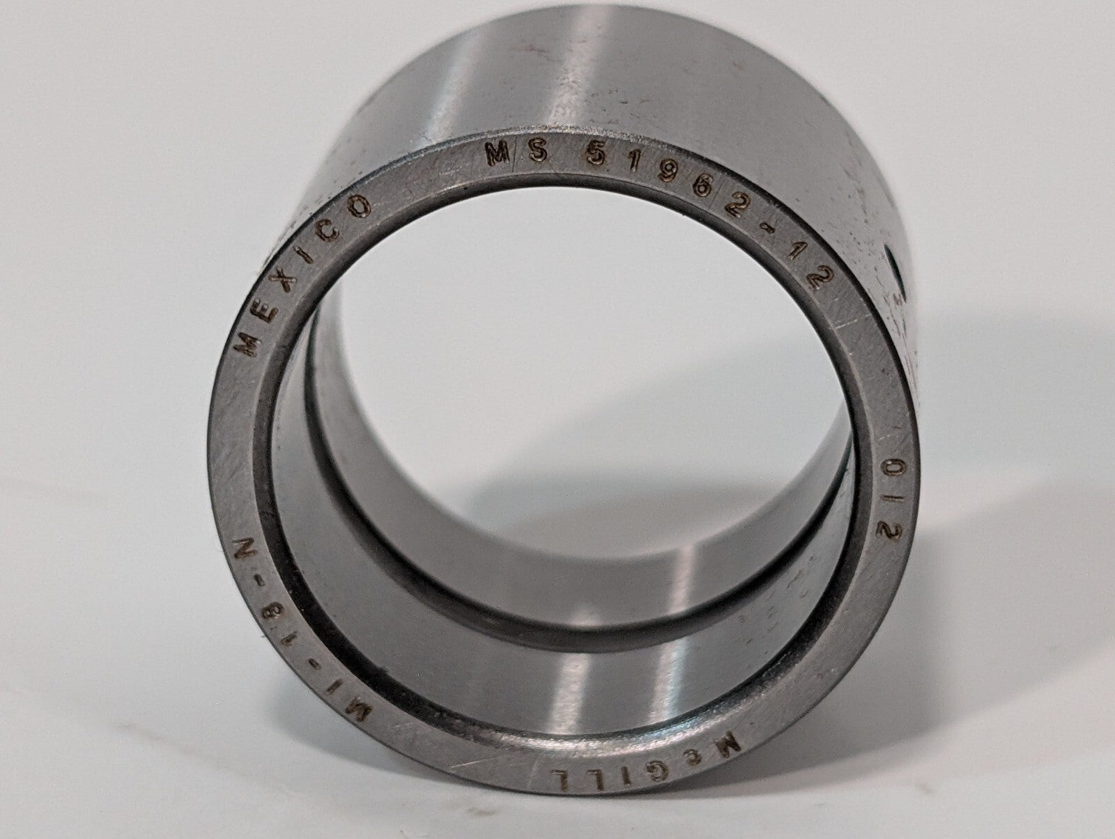 [4] McGill MI-18-N Inner Race Needle Roller Bearing MS 51962-12