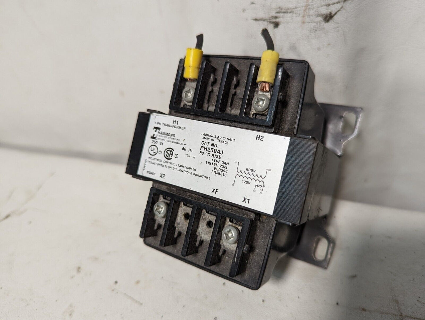 Hammond PH250AJ industrial control transformer, 600VAC Primary, 120/240VAC secon