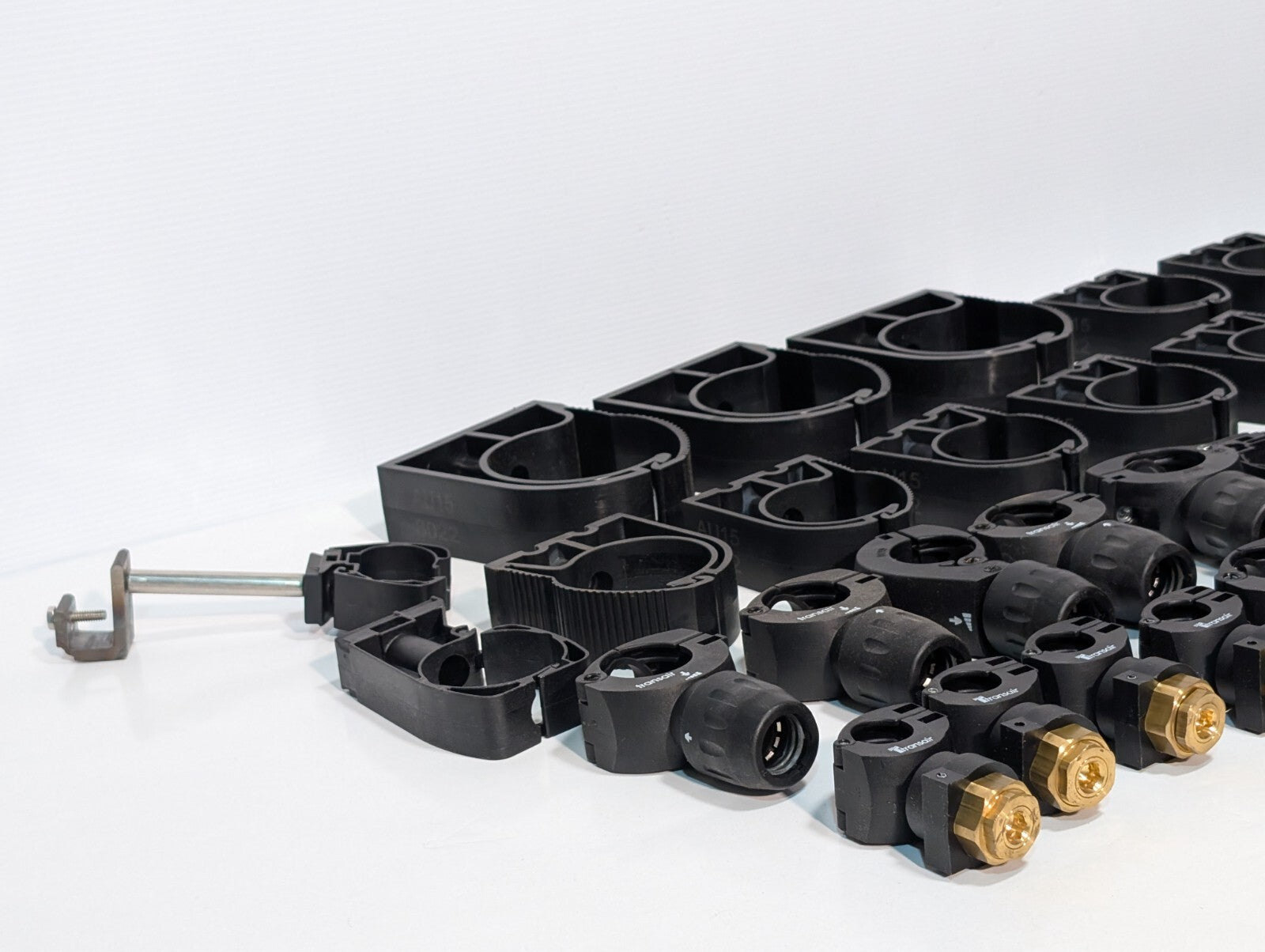 (80) Connectors for Pneumatic Aluminum Tubes Airnet Pipe Clamps Transair Outlets