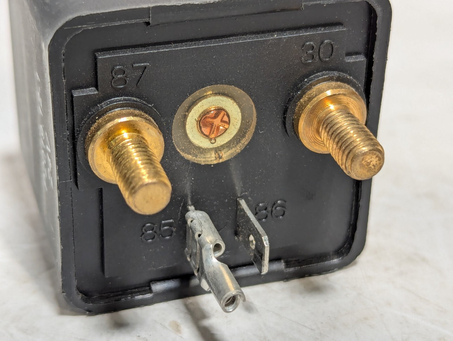 1 Pcs NEW Menbers 059035 00 Relay, Non-Latching 24VDC 100A IP67 Stud