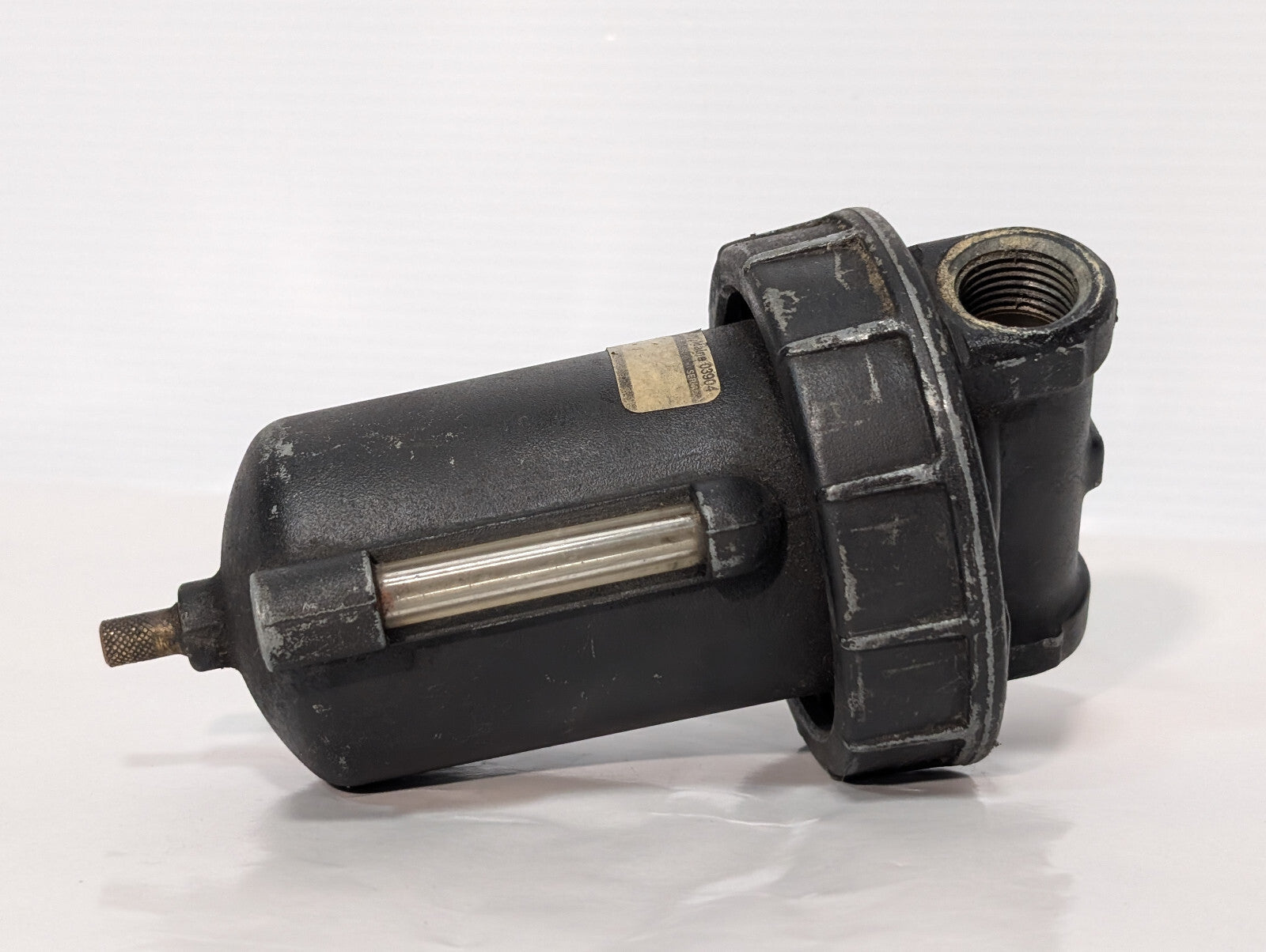 Watts Fluidair Air Filter Regulator, Max Pressure 250psi, Max Temp 150°F, Black