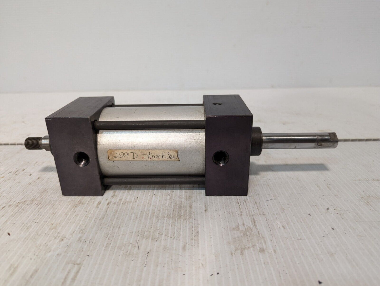 Unidentified Pneumatic Cylinder - Free Shipping+Returns