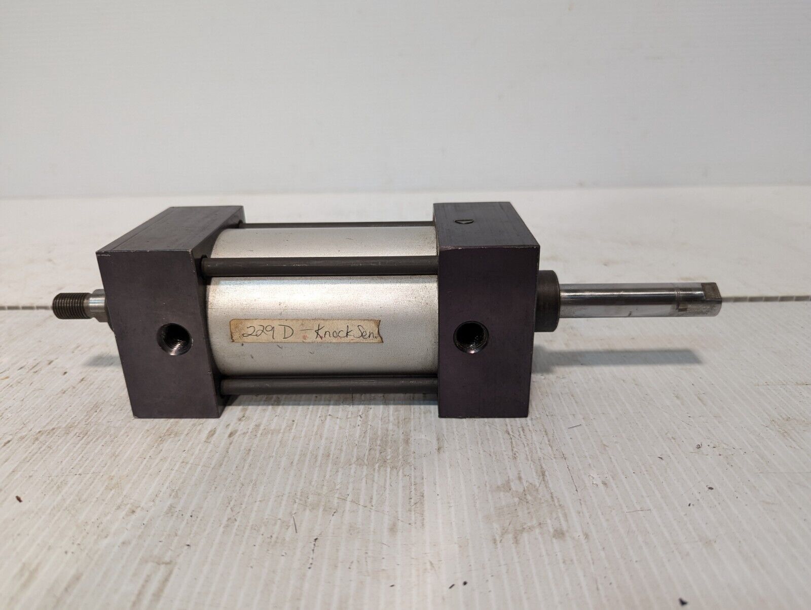 Unidentified Pneumatic Cylinder - Free Shipping+Returns