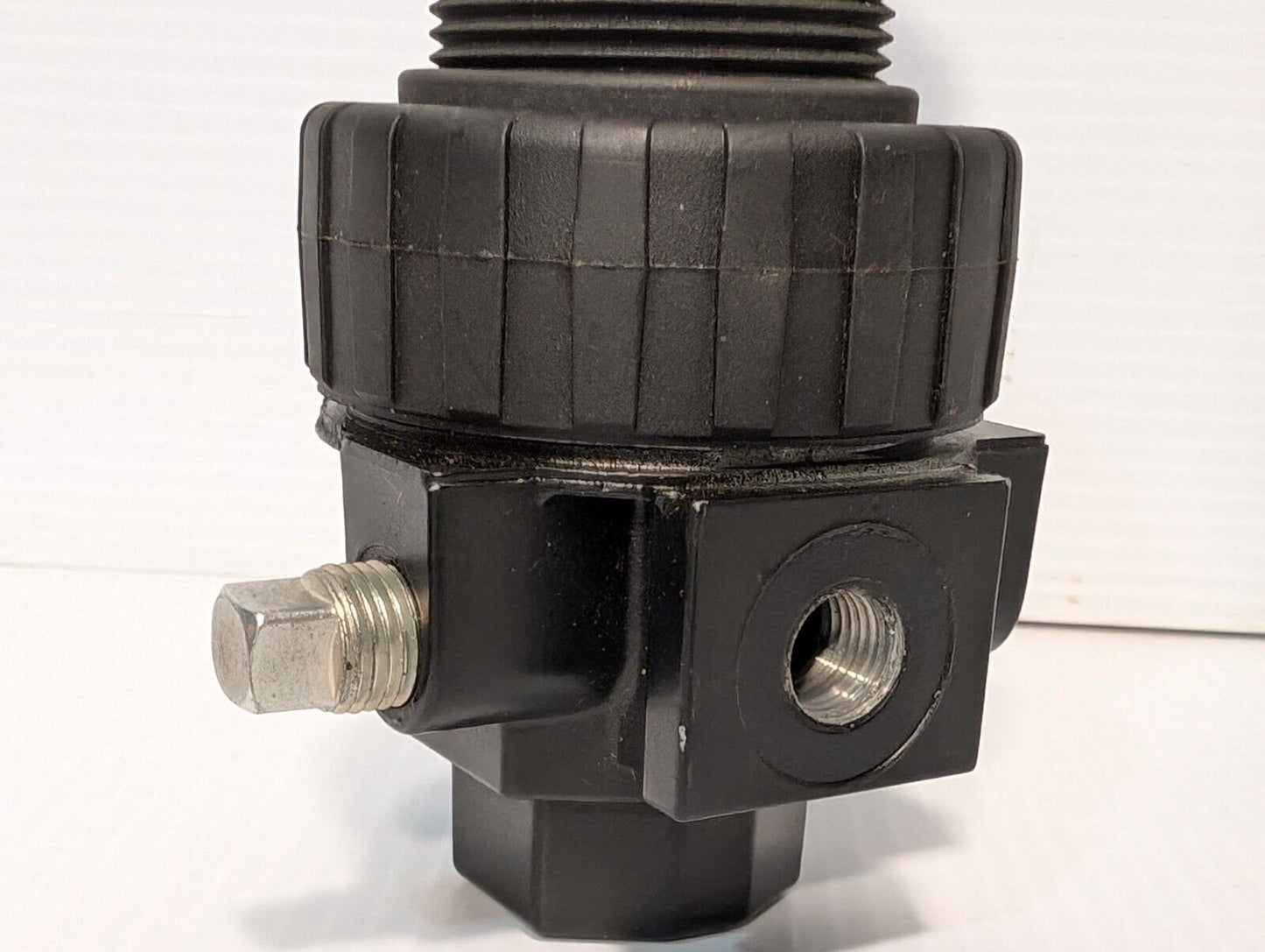 Parker 06R118AC Pneumatic Air Regular 250PSI, 1914 - Free Shipping
