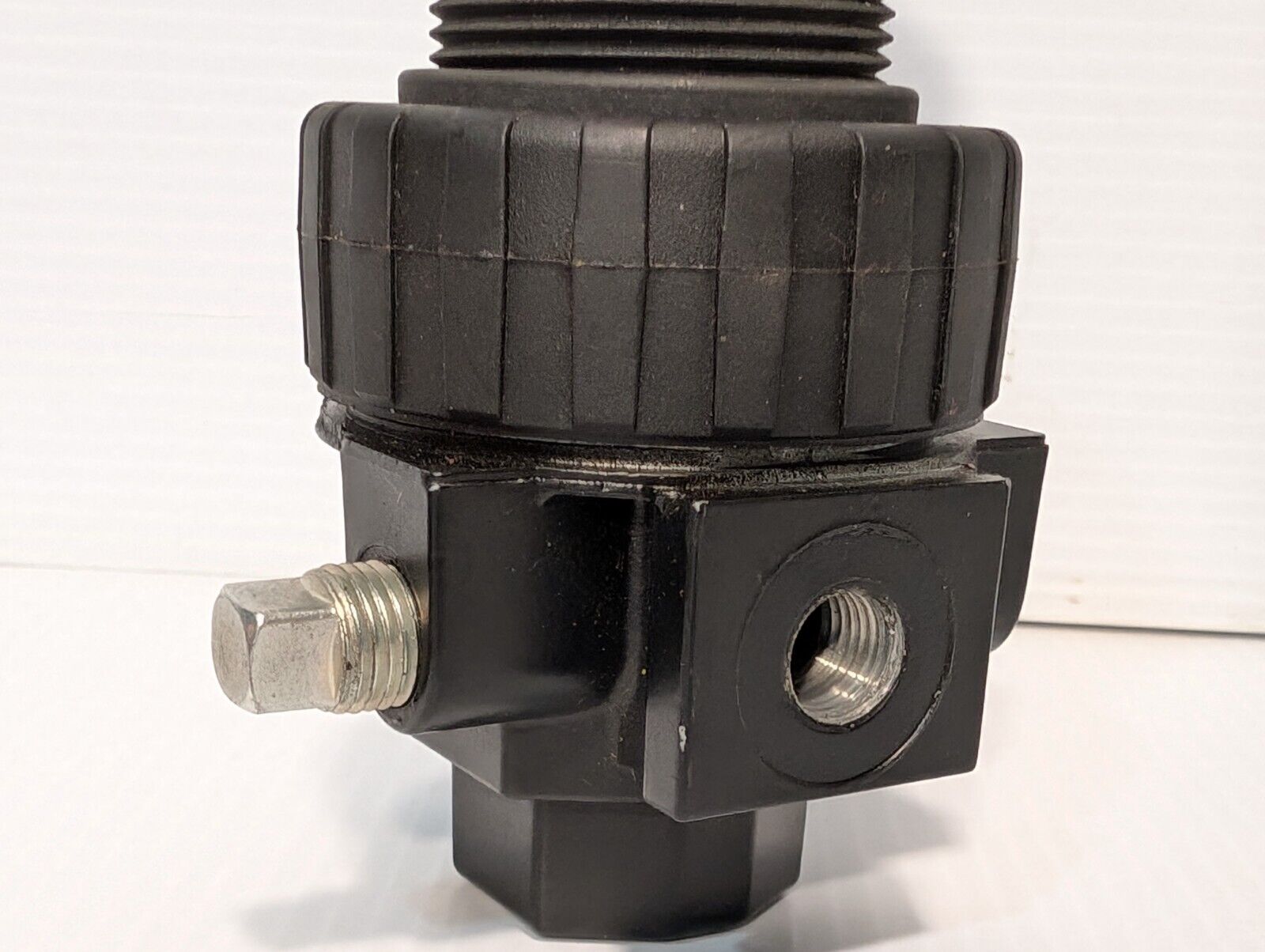 Parker 06R118AC Pneumatic Air Regular 250PSI, 1914 - Free Shipping
