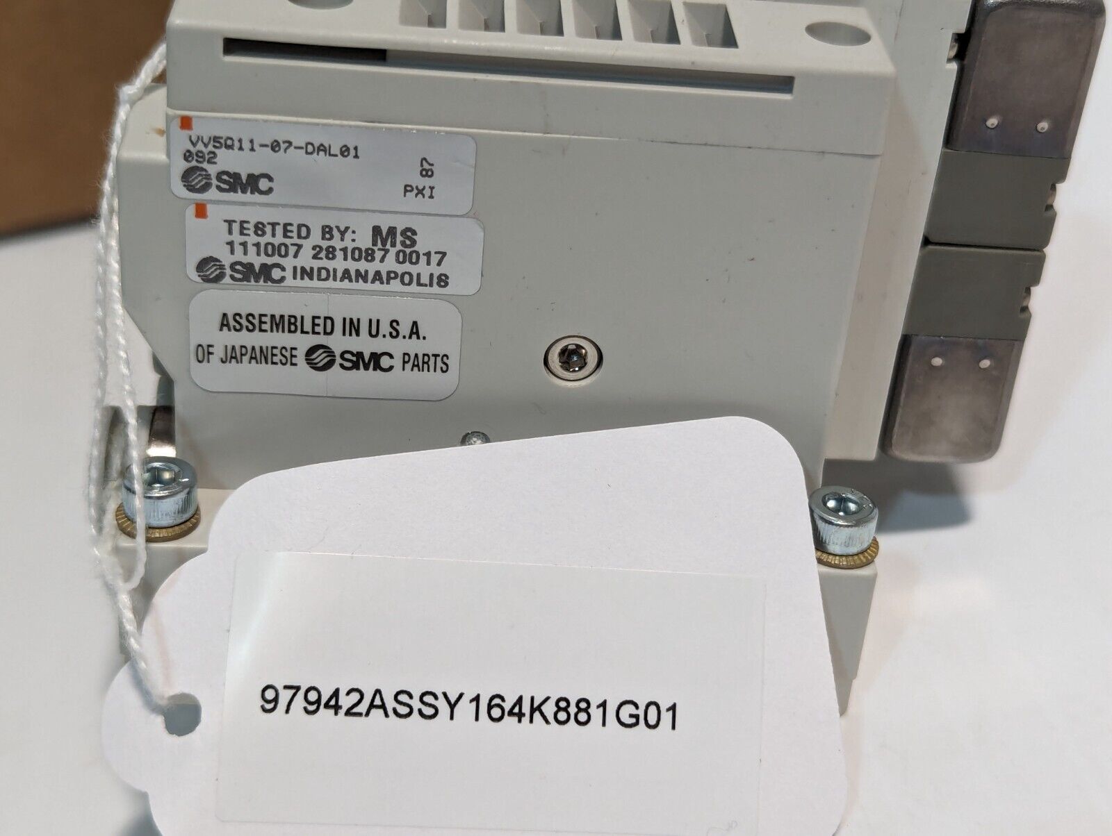 SMC VV5Q11-07-DAL01 manifold act loader - Free Shipping
