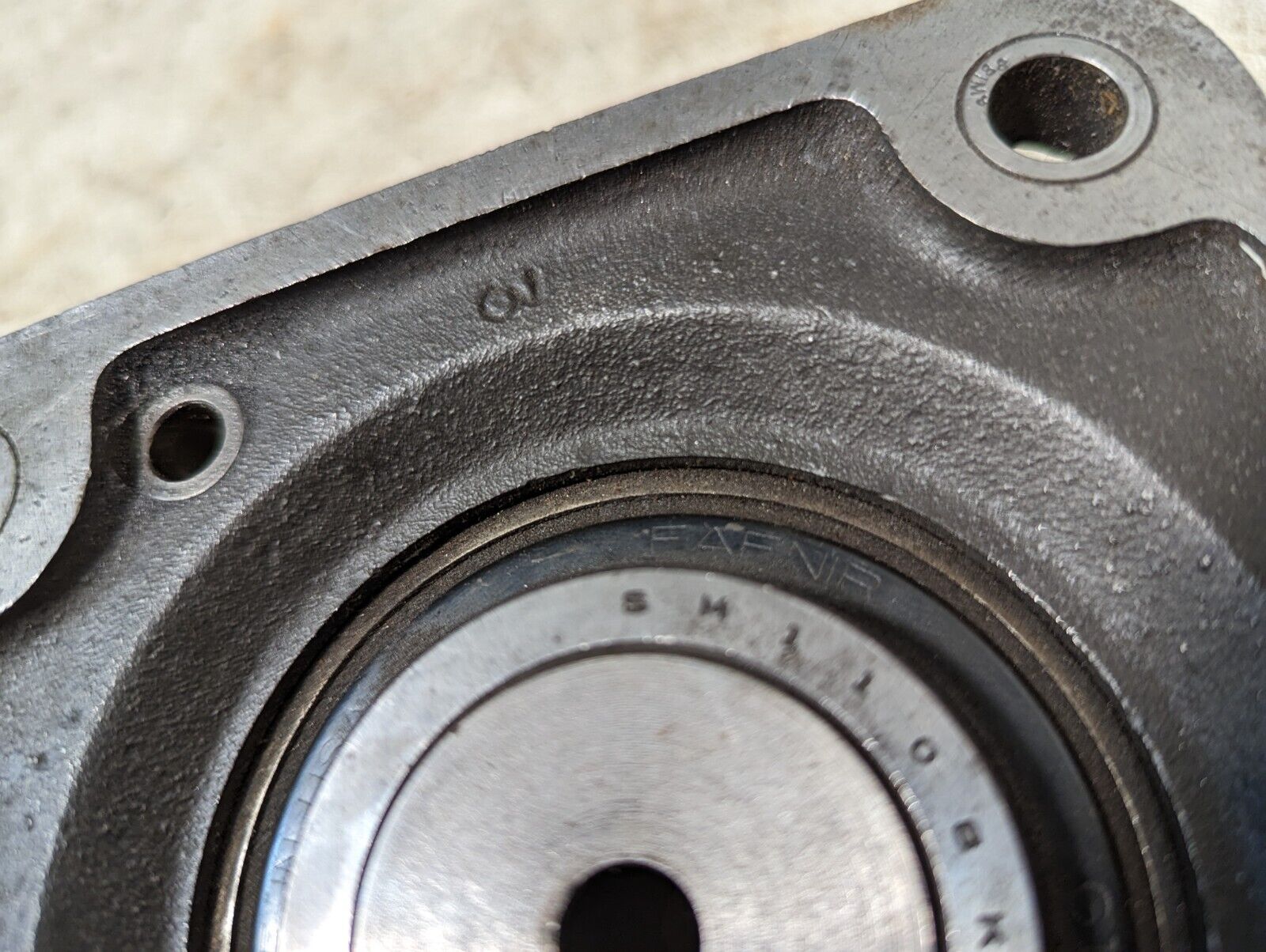 Fafnir 16666A 4-bolt flange bearing SM1108KT with Fafnir G1108XRRB insert
