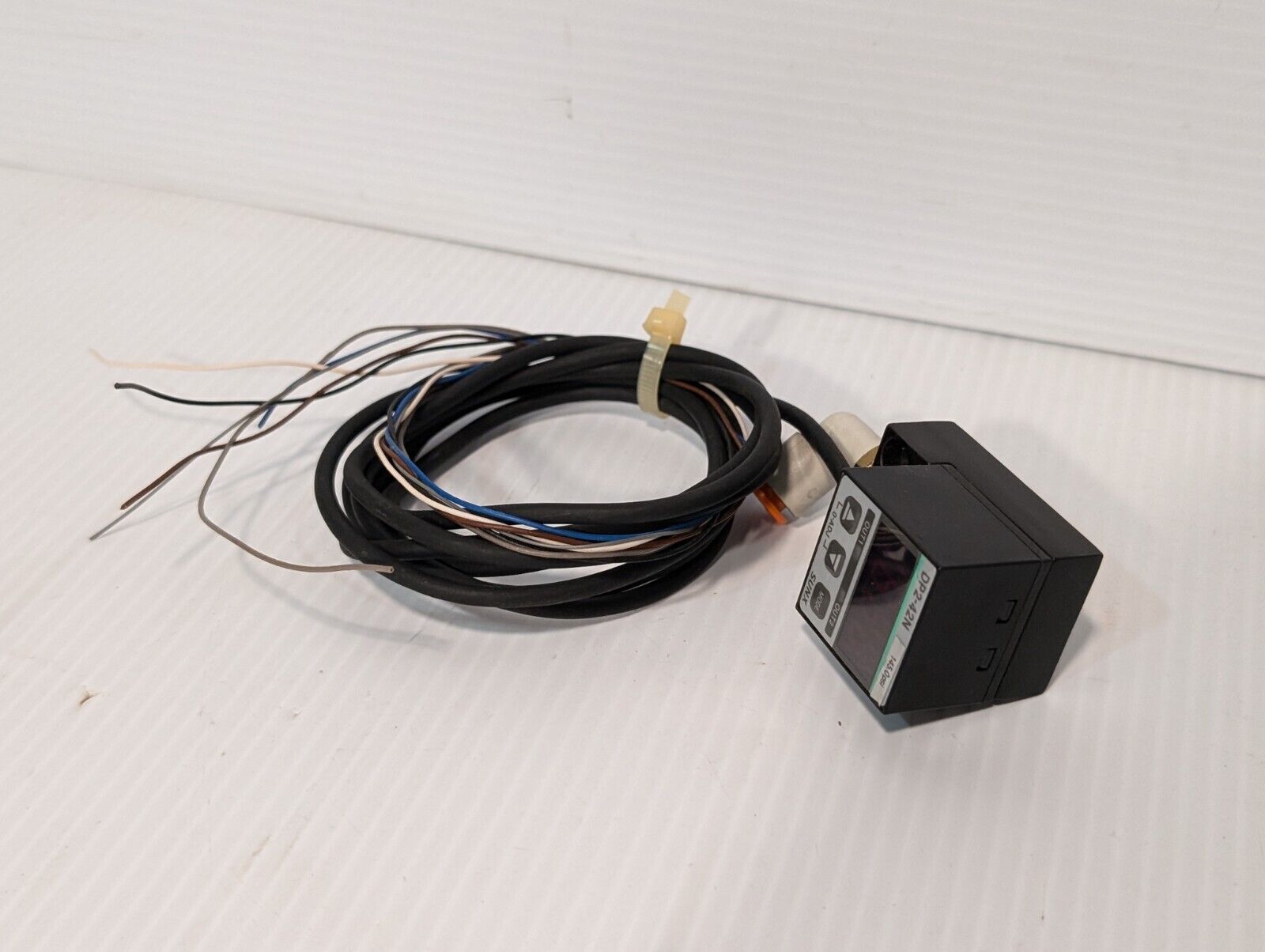 Sunx Sensor DP2-42N Digital Pressure Sensor, LED display, 145PSI - Free Shipping
