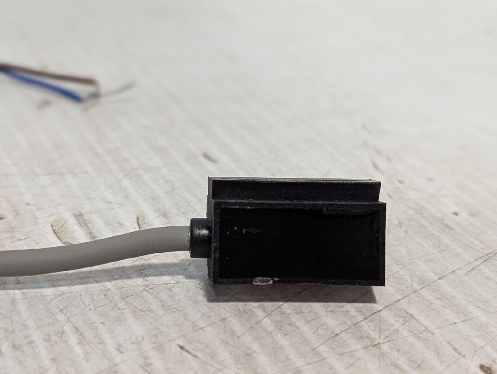 Festo 15027688 Proximity Sensor, KSMEO-1B - Free Shipping