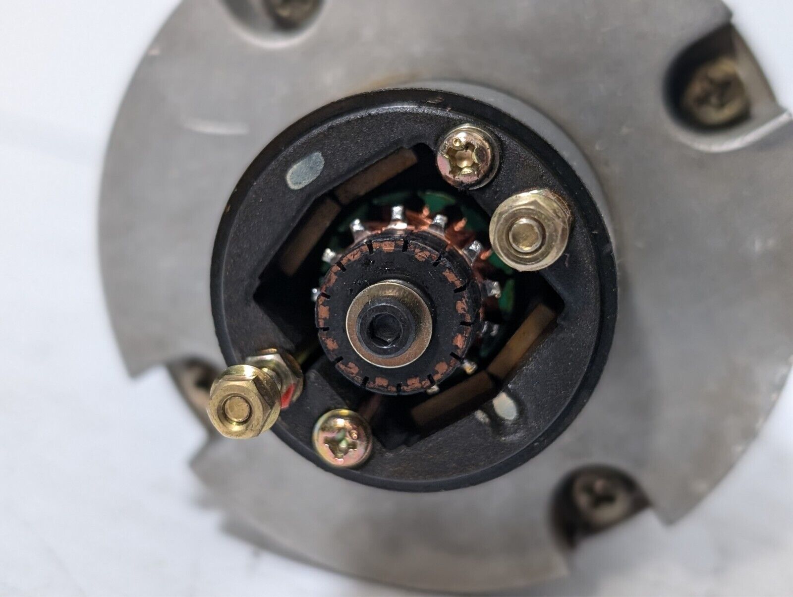 Yaskawa ABB UGTMEM-06LBB31 Minertia Servo Motor Mini Series