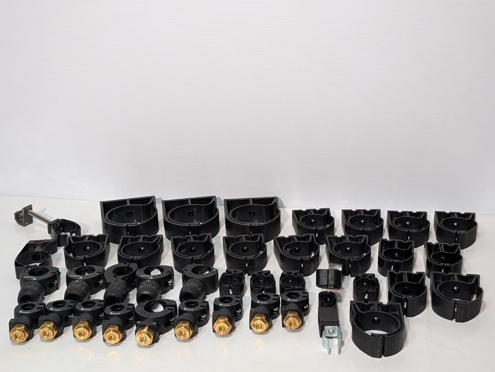 (80) Connectors for Pneumatic Aluminum Tubes Airnet Pipe Clamps Transair Outlets