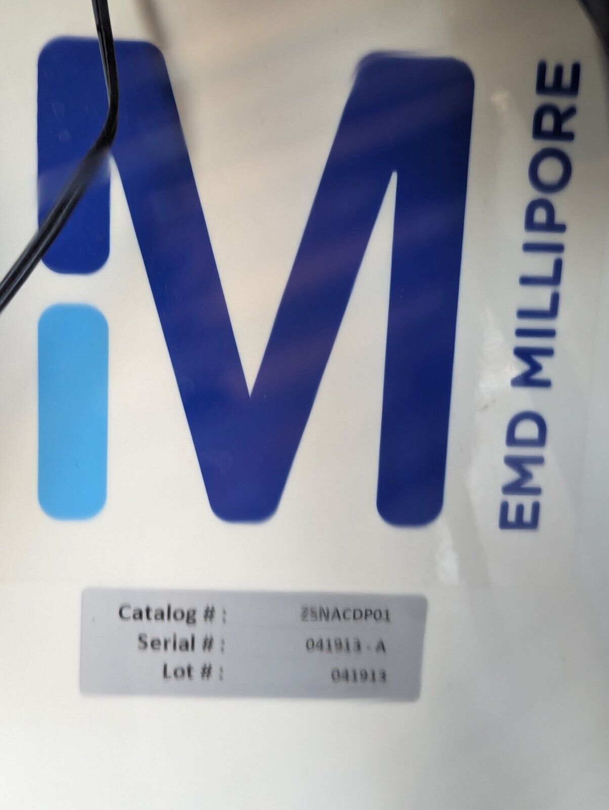 Millipore ZSNACDP01, Elix 70 - CAPA II ZLXS60070 water purification system