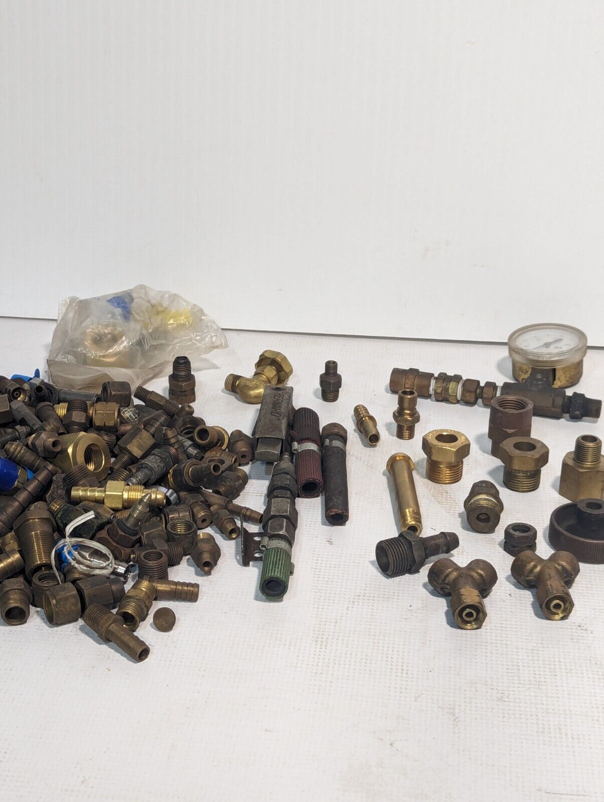 Large Lot of Connector Valves and Other Welding Goodies - Free Shipping