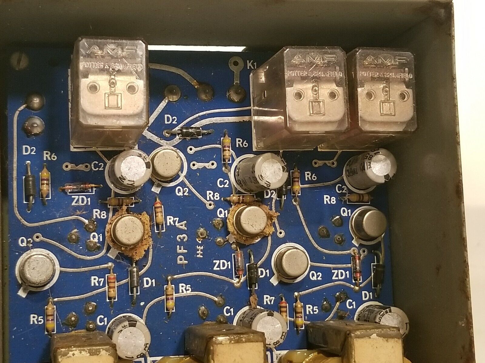 Lake Shore Electric Close-Differential Voltage Sensing Relay