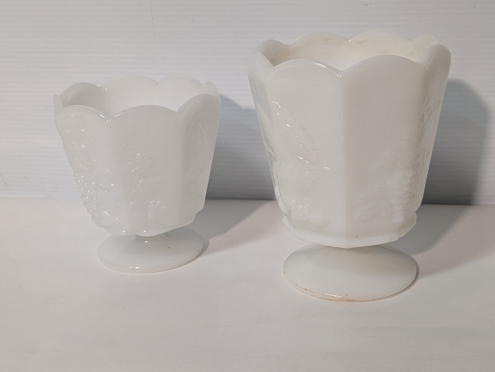 (2) Vintage NAPCO 1186 Cherry & Grape Pattern Vase/Planter