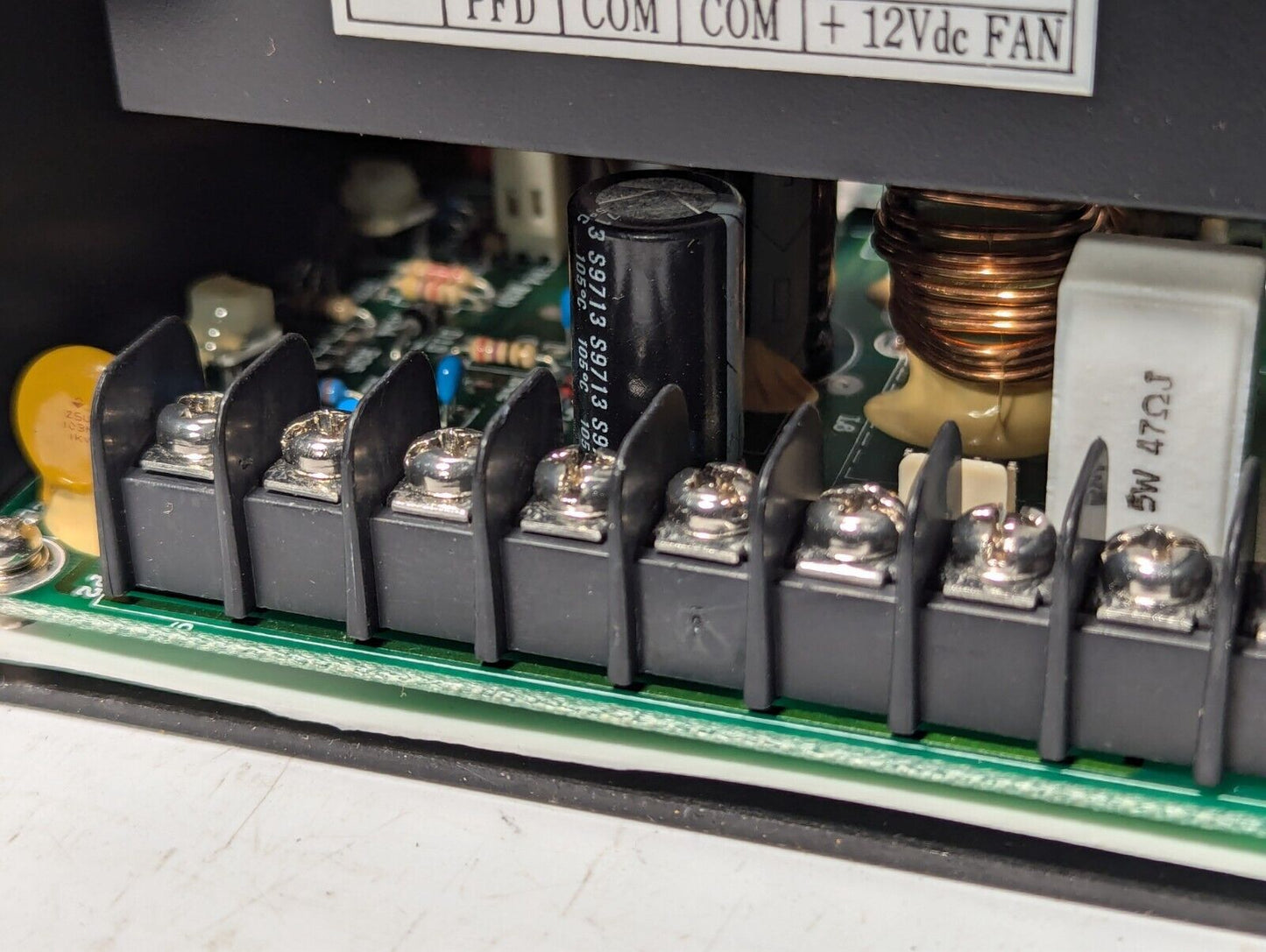 SOLA GLS-02-200 power supply, 12VDC@16.7A out, 100-120/200-240VAC input