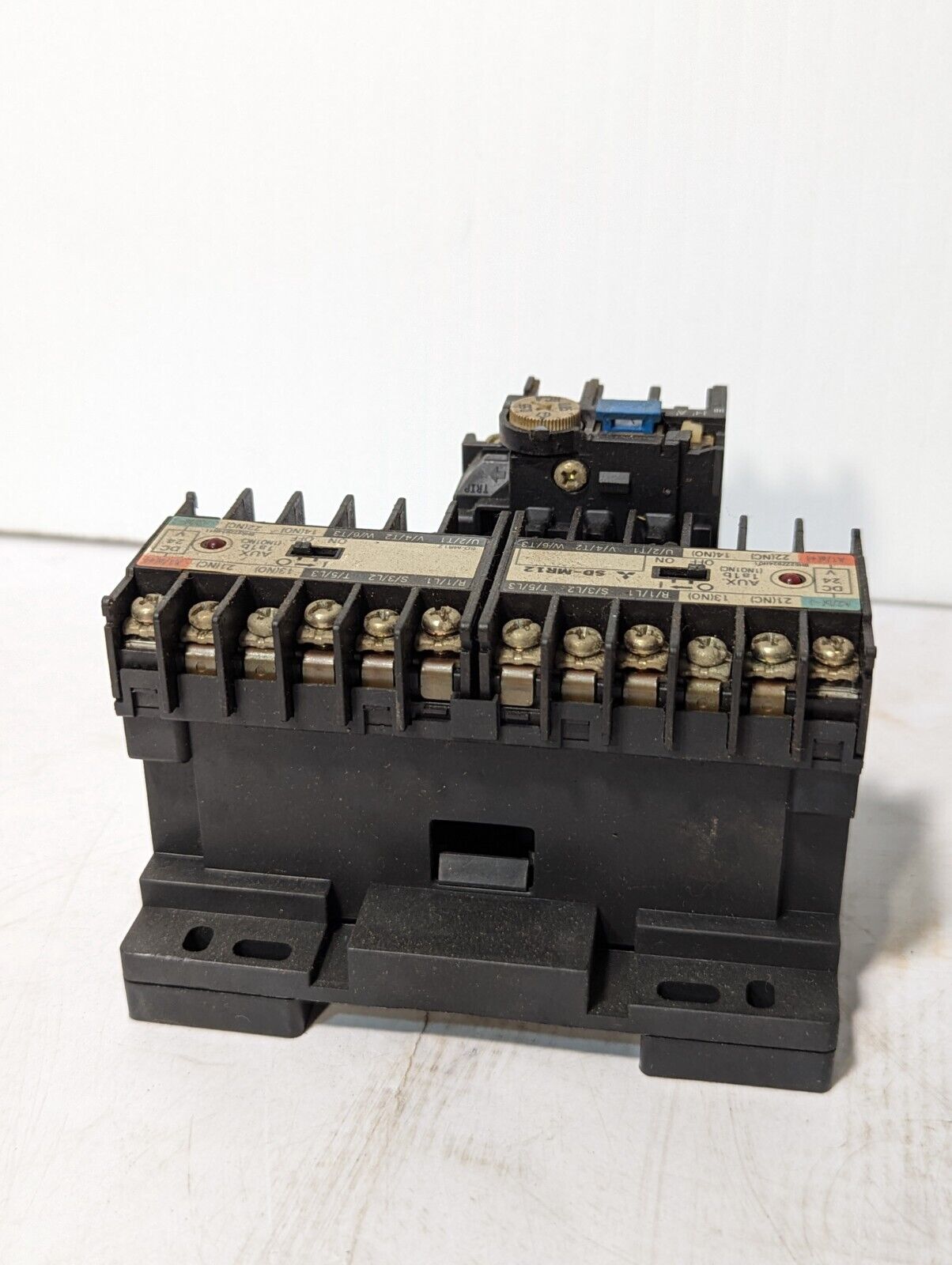 Mitsubishi SD-MR12 Reversing Starter, 24vdc Coil, SDMR12 W/ TH-N12 - Free Ship