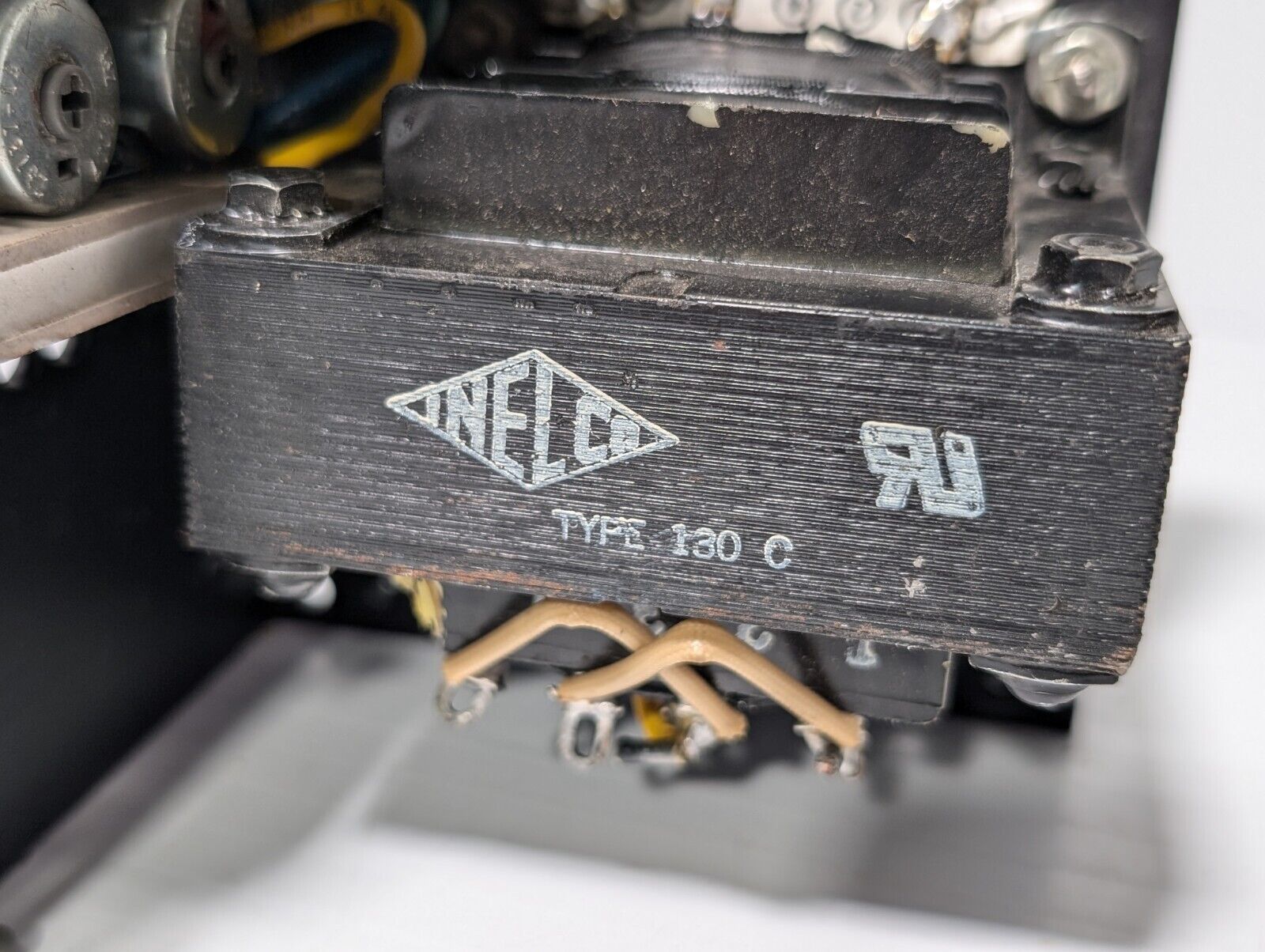 Sola Electric 83-15-240-2 Power Supply Series 80G64FP 120/240VAC 15VDC 50-400Hz