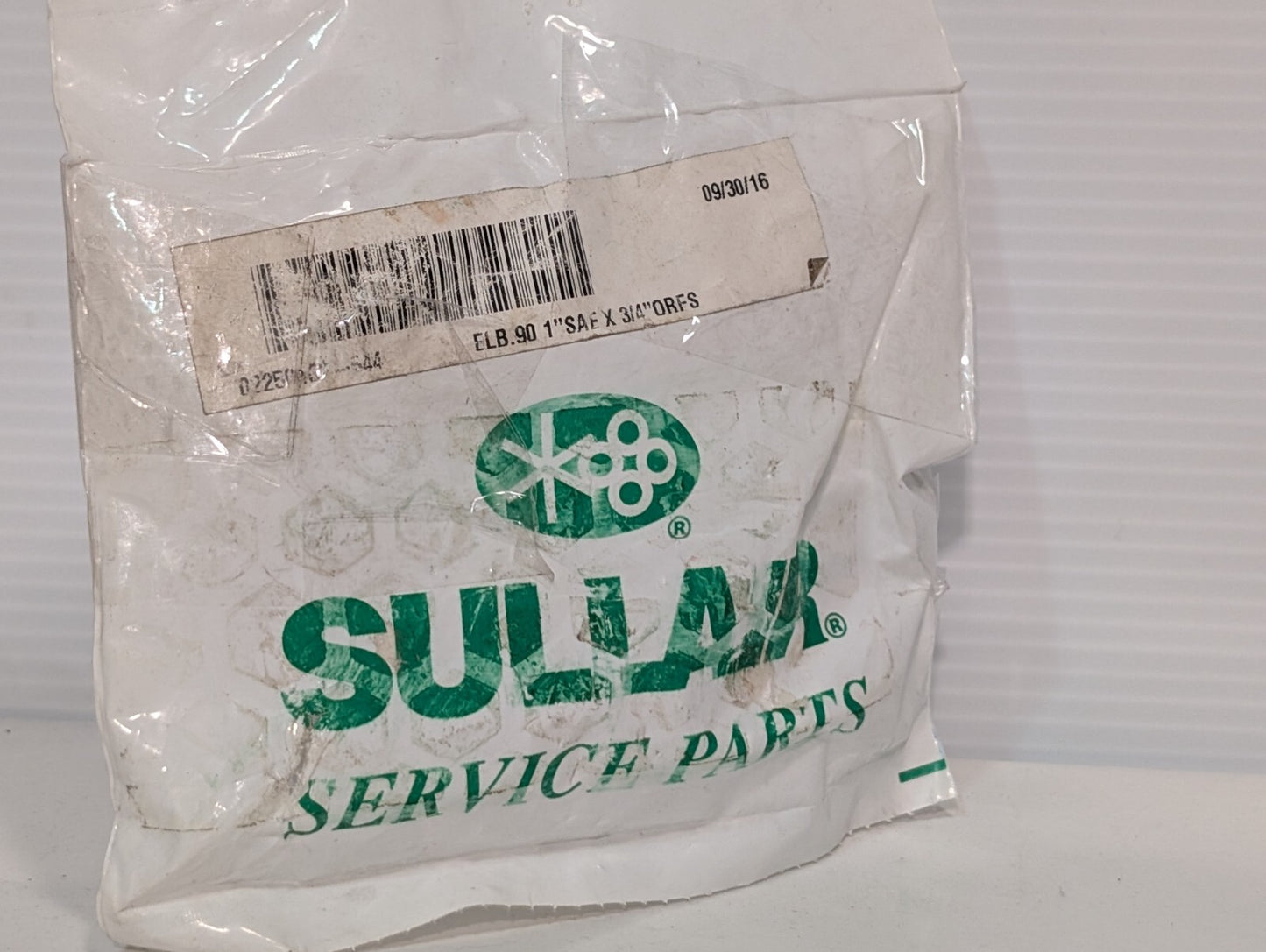 Sullair 02250152-544 Elbow Connector 90°, 1" SAE x 3/4" ORFS Compressor Part
