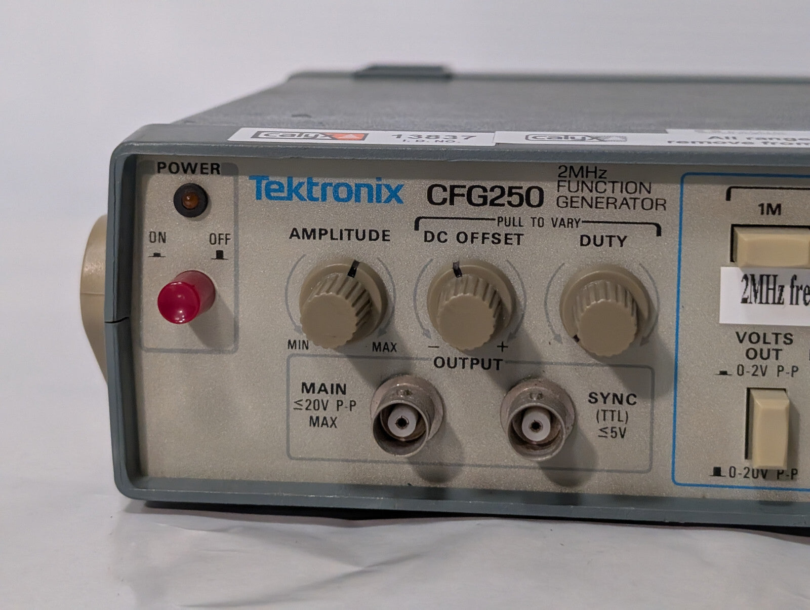 Tektronix CFG250 Function Generator with Power Cord 2MHz
