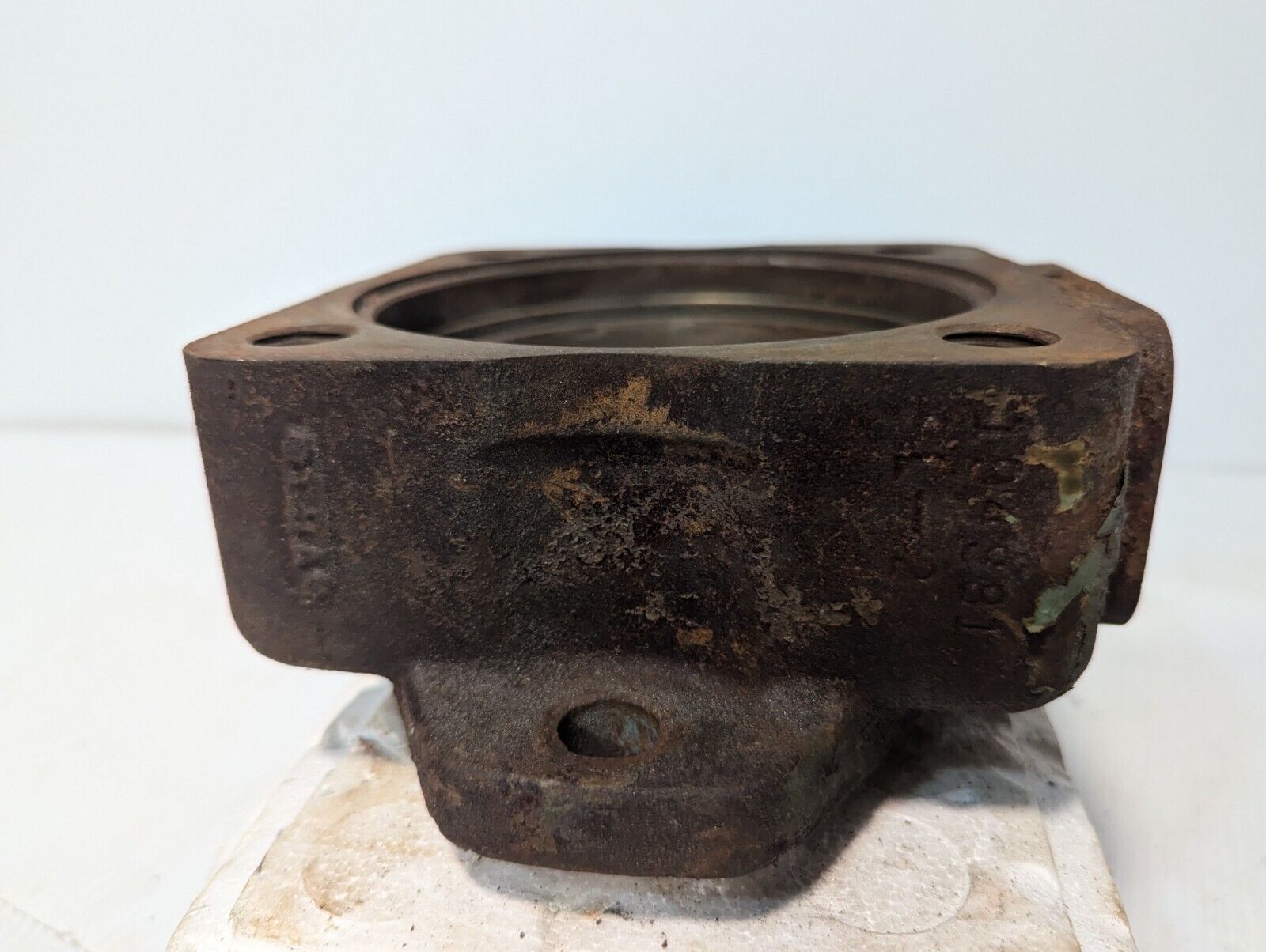 VICKERS 194881 L-2 End Cap \ Adapter for Hydraulic Vane Pump - Free Shipping