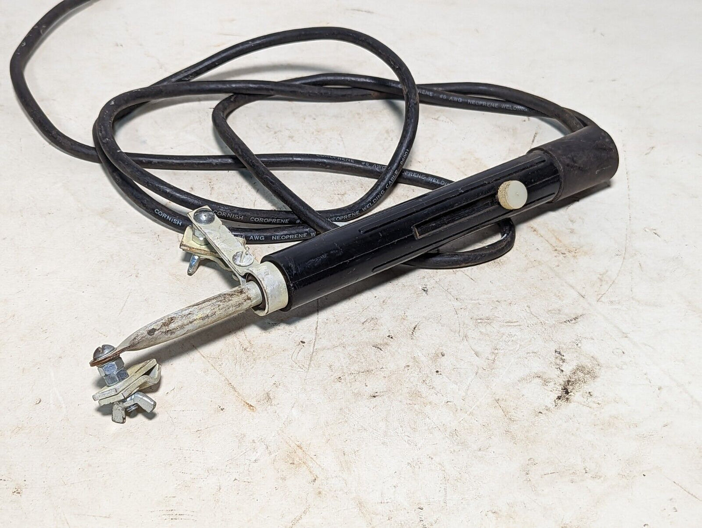 Unbranded actuator/lift from closing industrial facility