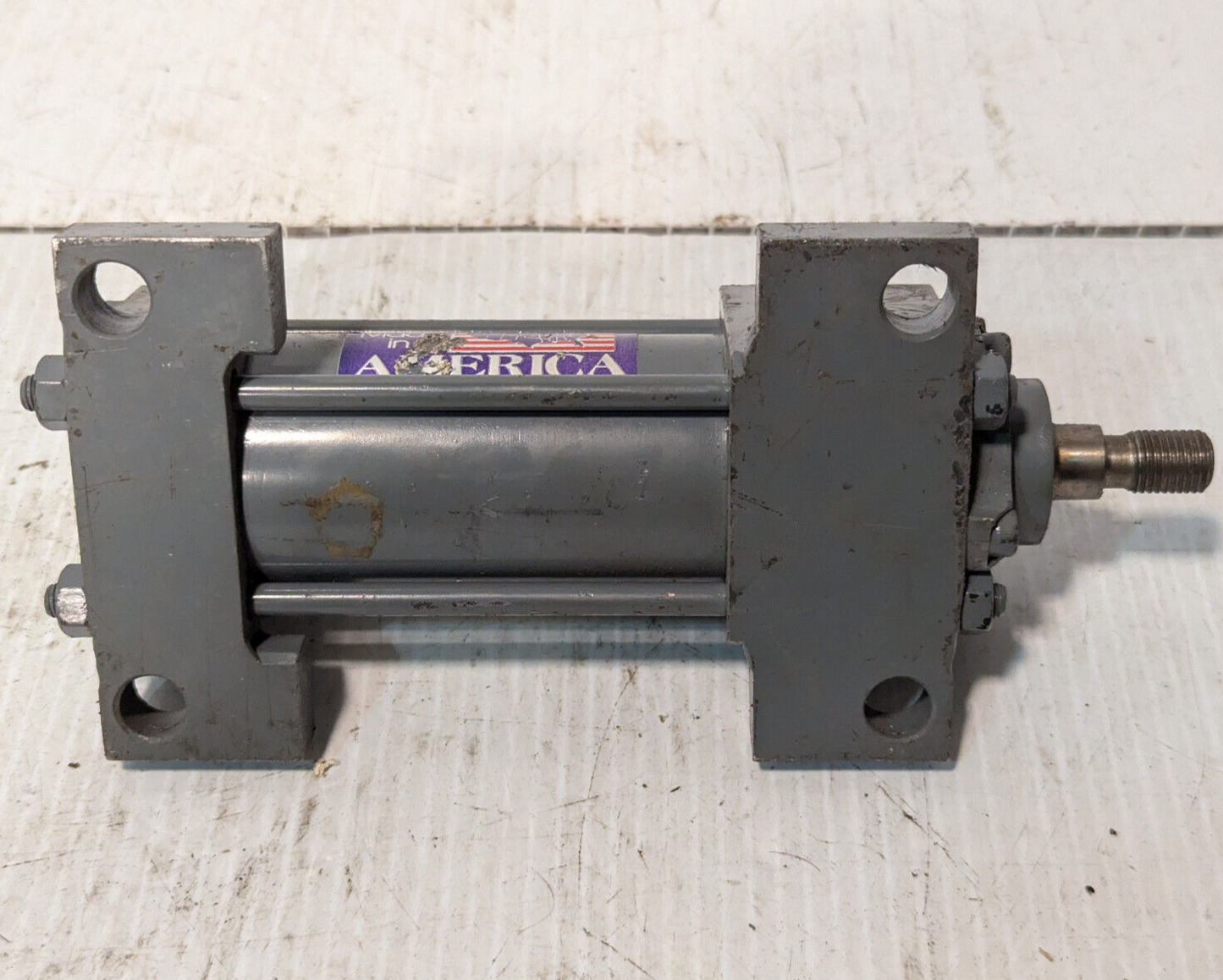 Miller J72B2_ Cylinder 1.5 bore,2 stroke,5/8 rod dia -Made in USA- Free Shipping