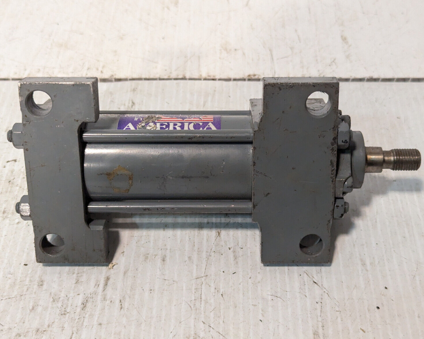 Miller J72B2_ Cylinder 1.5 bore,2 stroke,5/8 rod dia -Made in USA- Free Shipping