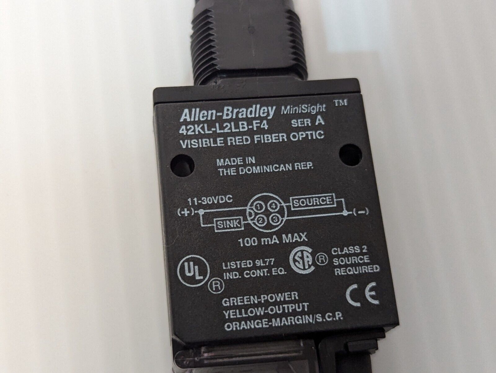 Allen-Bradley 42KL-L2LB-F4 / Ser A MiniSight Visible Red Fiber Optic 11-30VDC