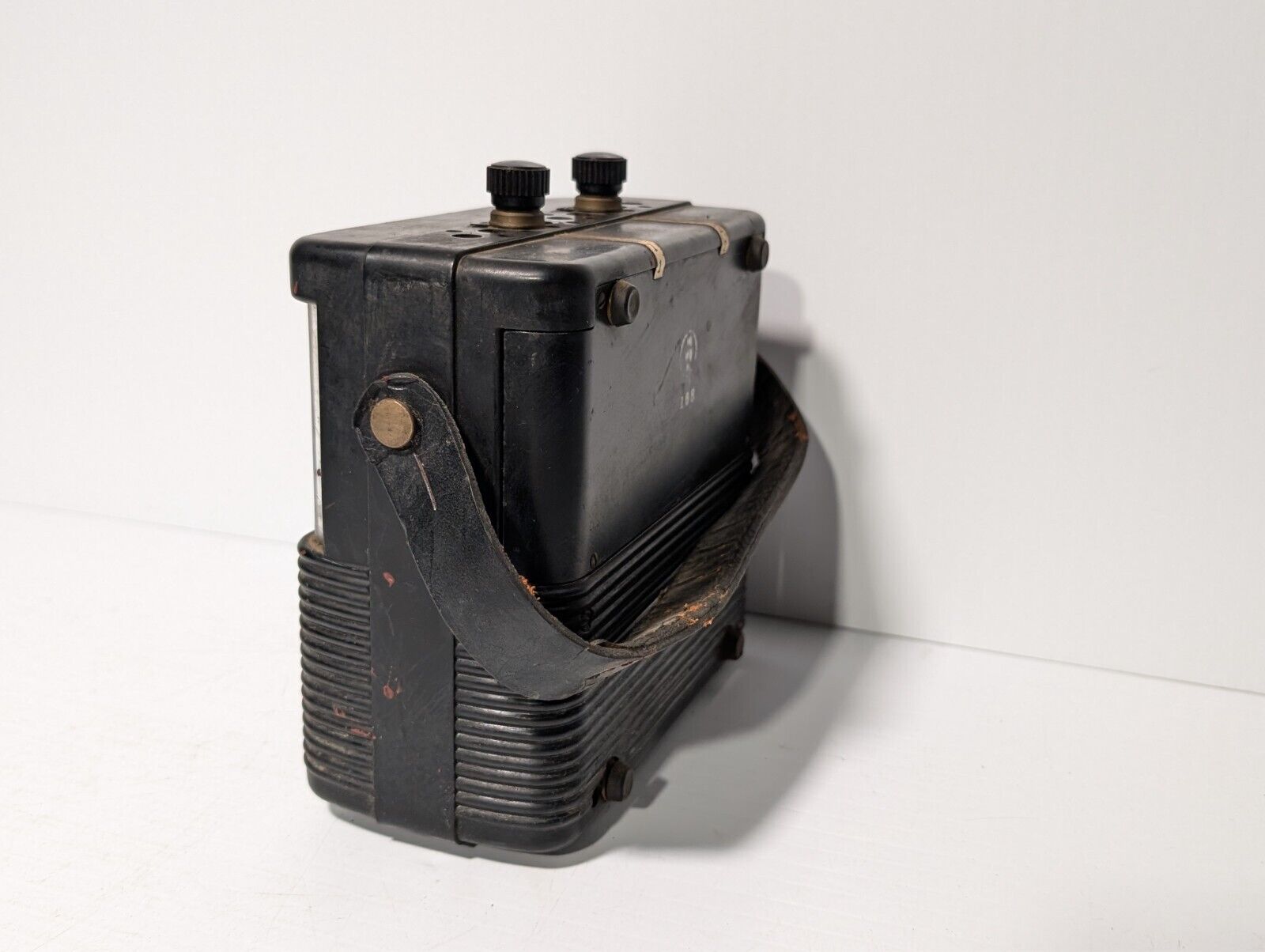 Weston 901 DC milliammeter, 0-1000mA, with probes and leather handle as pictured