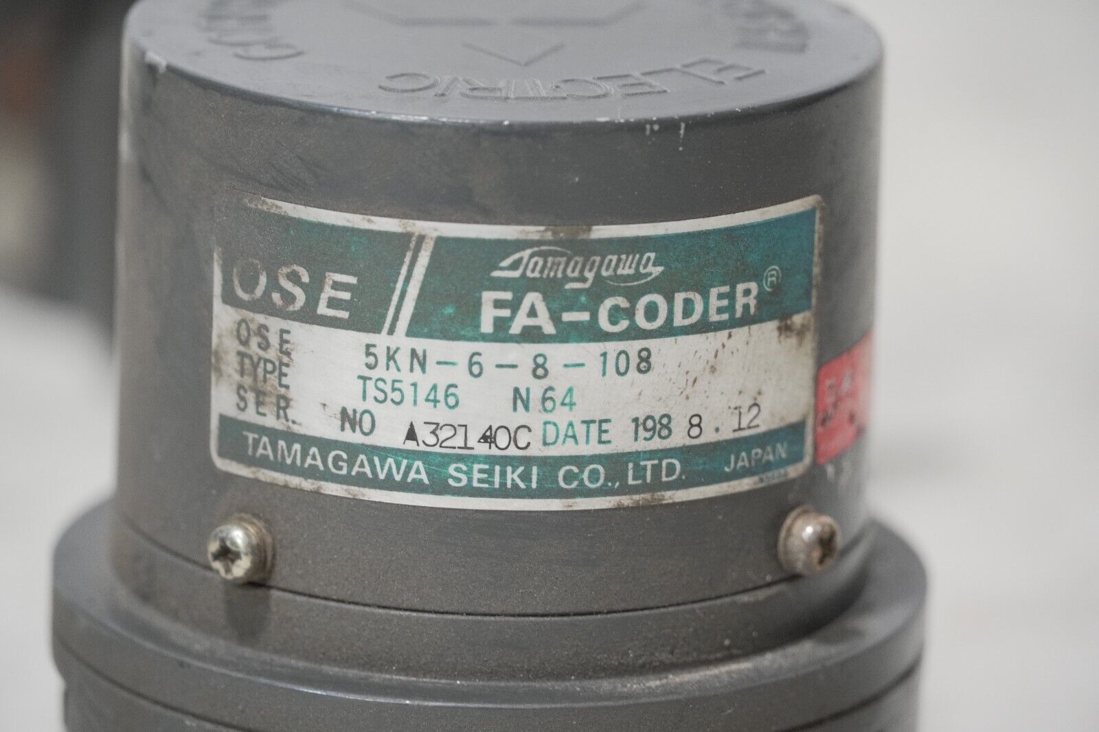 Lot of 16 rotary encoders: mostly Mitsubishi, Tamagawa OSE-5KN-6-12-108