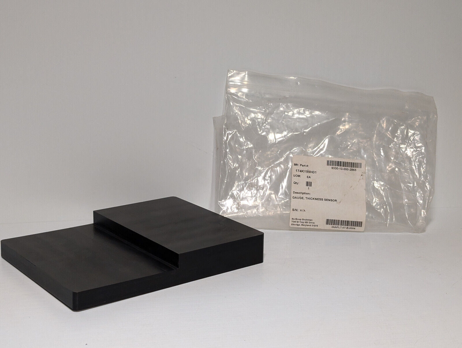 97942- 174K199H01 Gauge Thickness Sensor, Industrial Tool Measurement Device