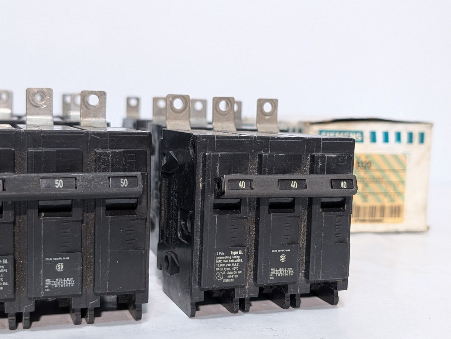 (19) Siemens 3-Pole Circuit Breakers, B- and BL- Type, 15A 20A 30A 40A 50A 60A
