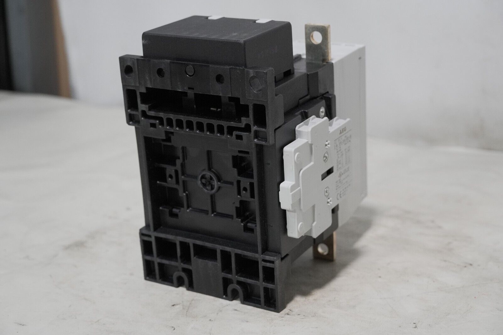 AEG TypLS 75K.11 contactor, 135826, 220-250VAC, 50-60Hz/DC