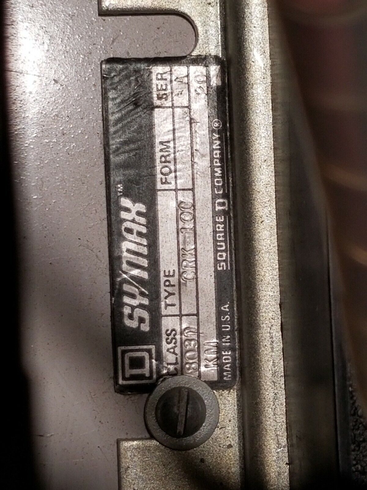 Square D SY/MAX 8020-SCP-311 model 300 processor with power supply and modules