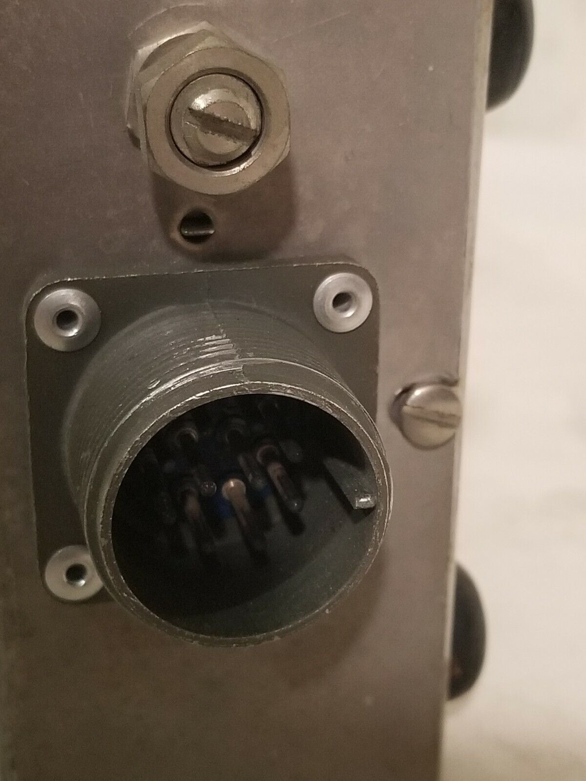 Tennelec 100B low-noise preamplifier