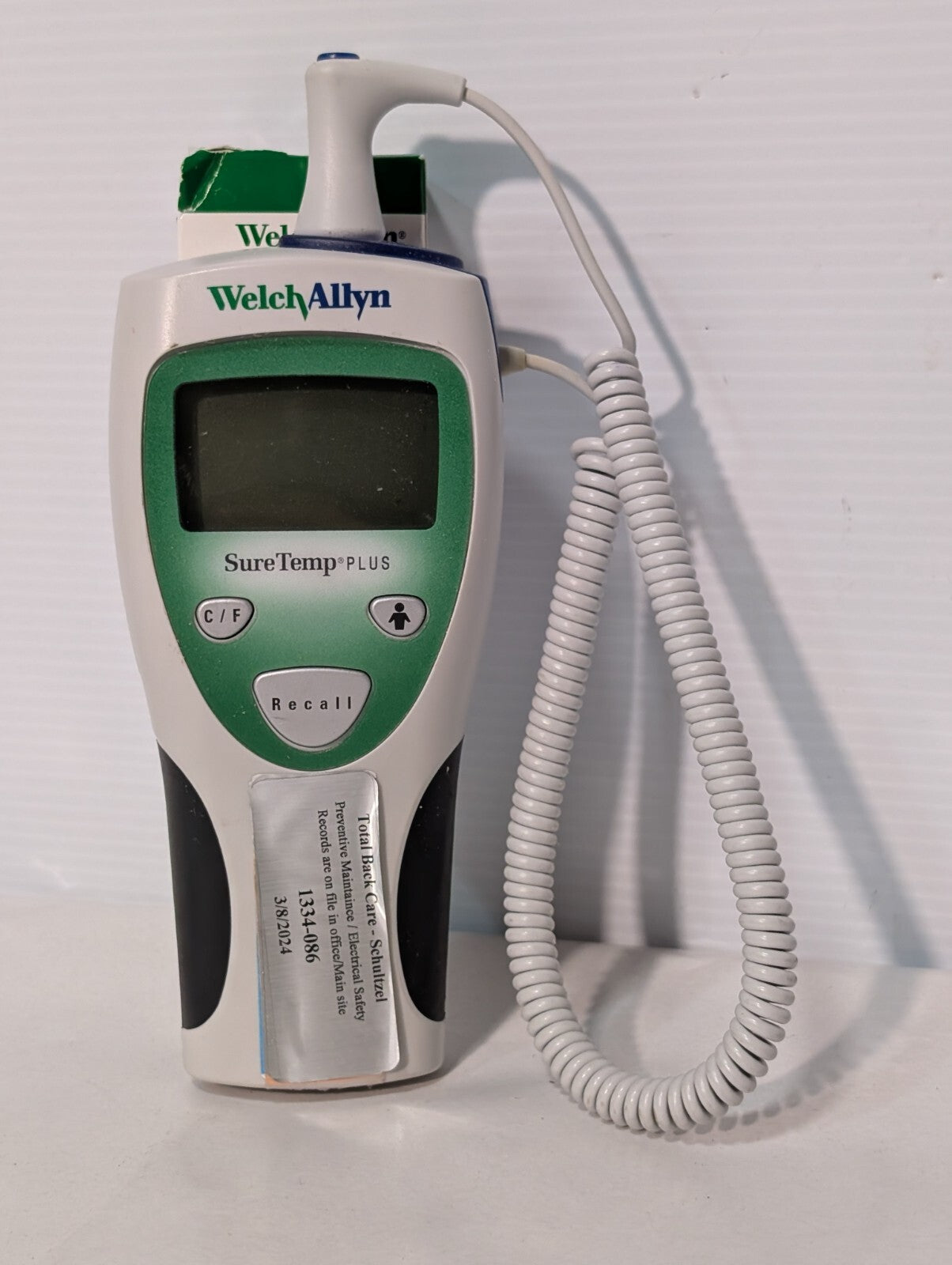 Welch Allyn Digital Thermometer SureTemp Plus 690 with Probe + Probe Covers