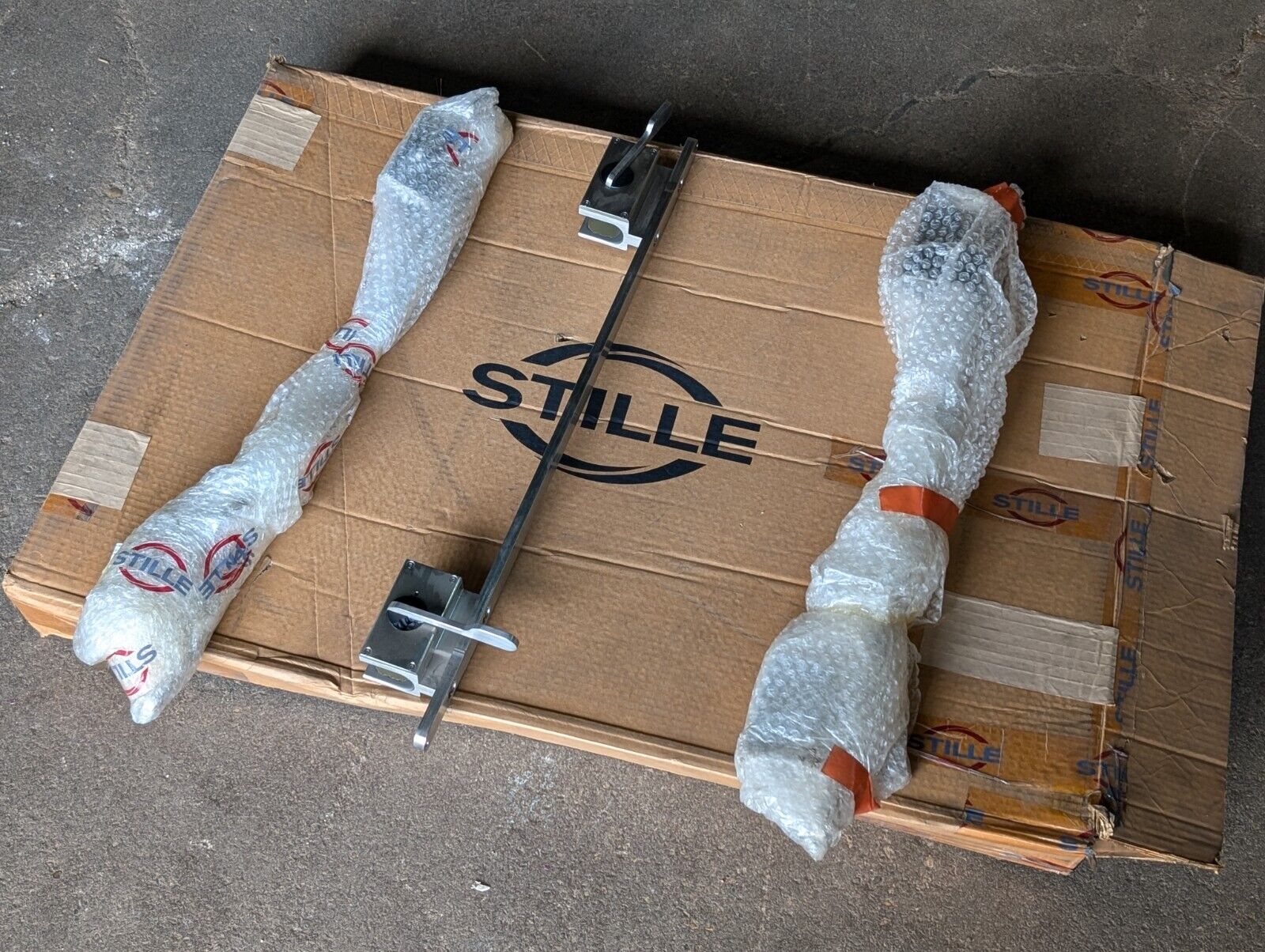 Stille 514-51-3SR011 detachable side rail US high in original box as shown