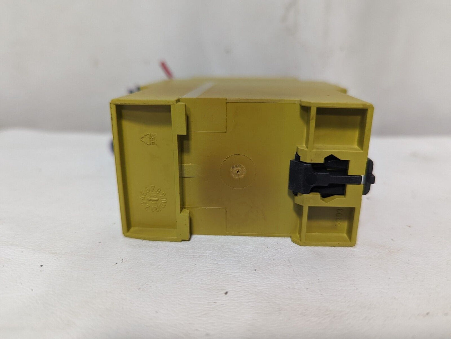 pilz PNOZ X3 safety relay, 120VAC, 24VDC, automatic/monitored start