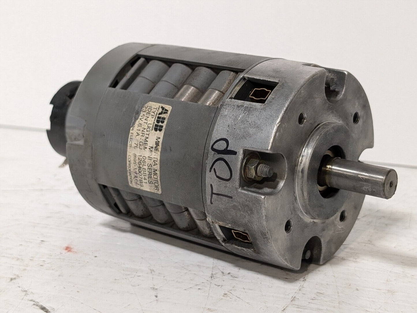 Yaskawa ABB UGTMEM-06LBB41 Minertia Servo Motor Mini Series